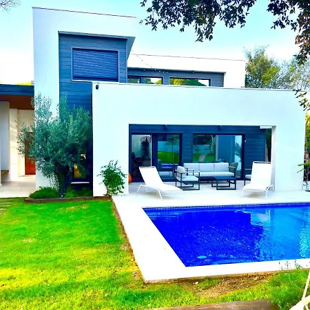 Villa Calella - With Private Pool *